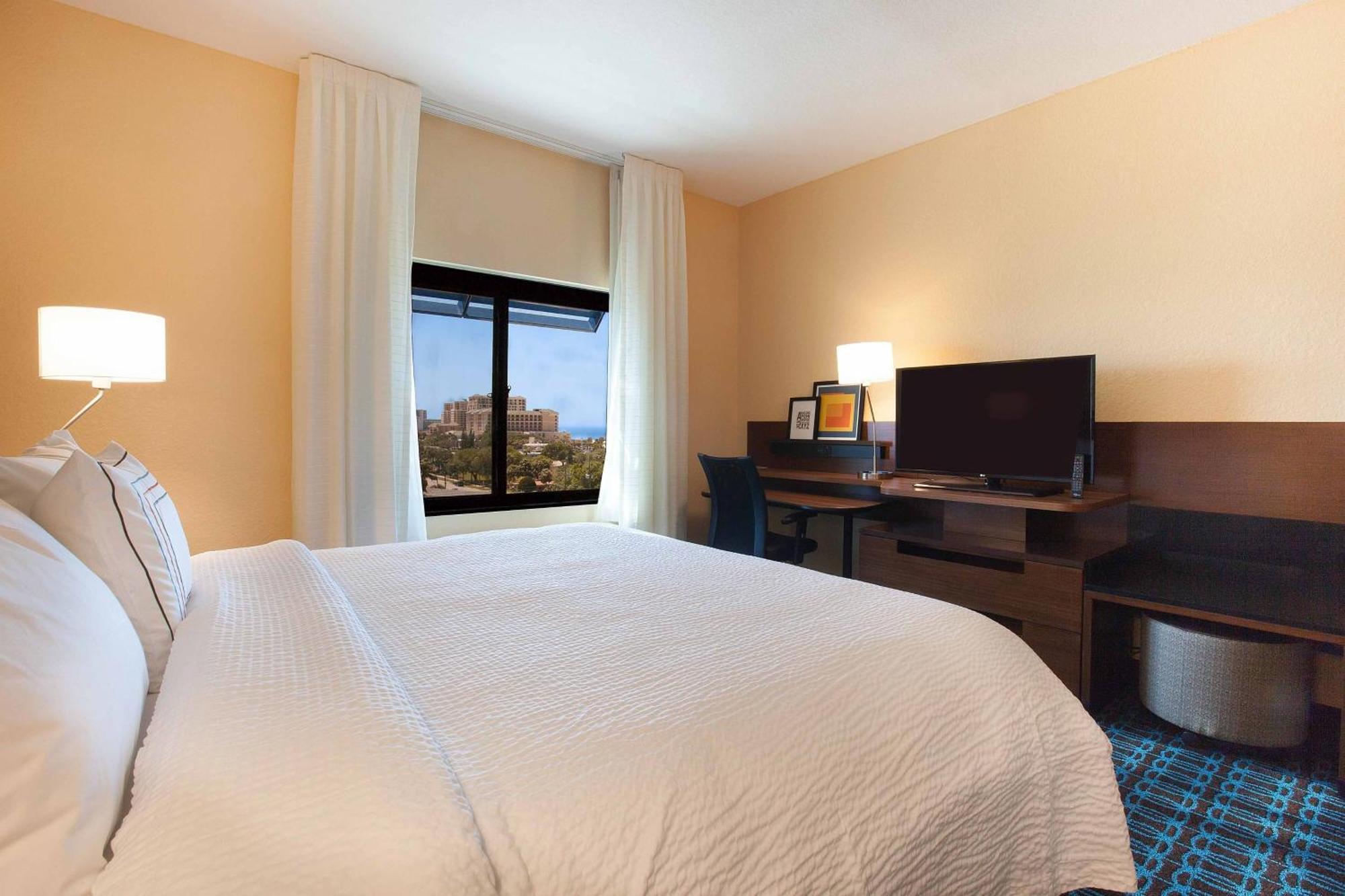 Fairfield Inn & Suites By Marriott Clearwater Beach Exterior foto