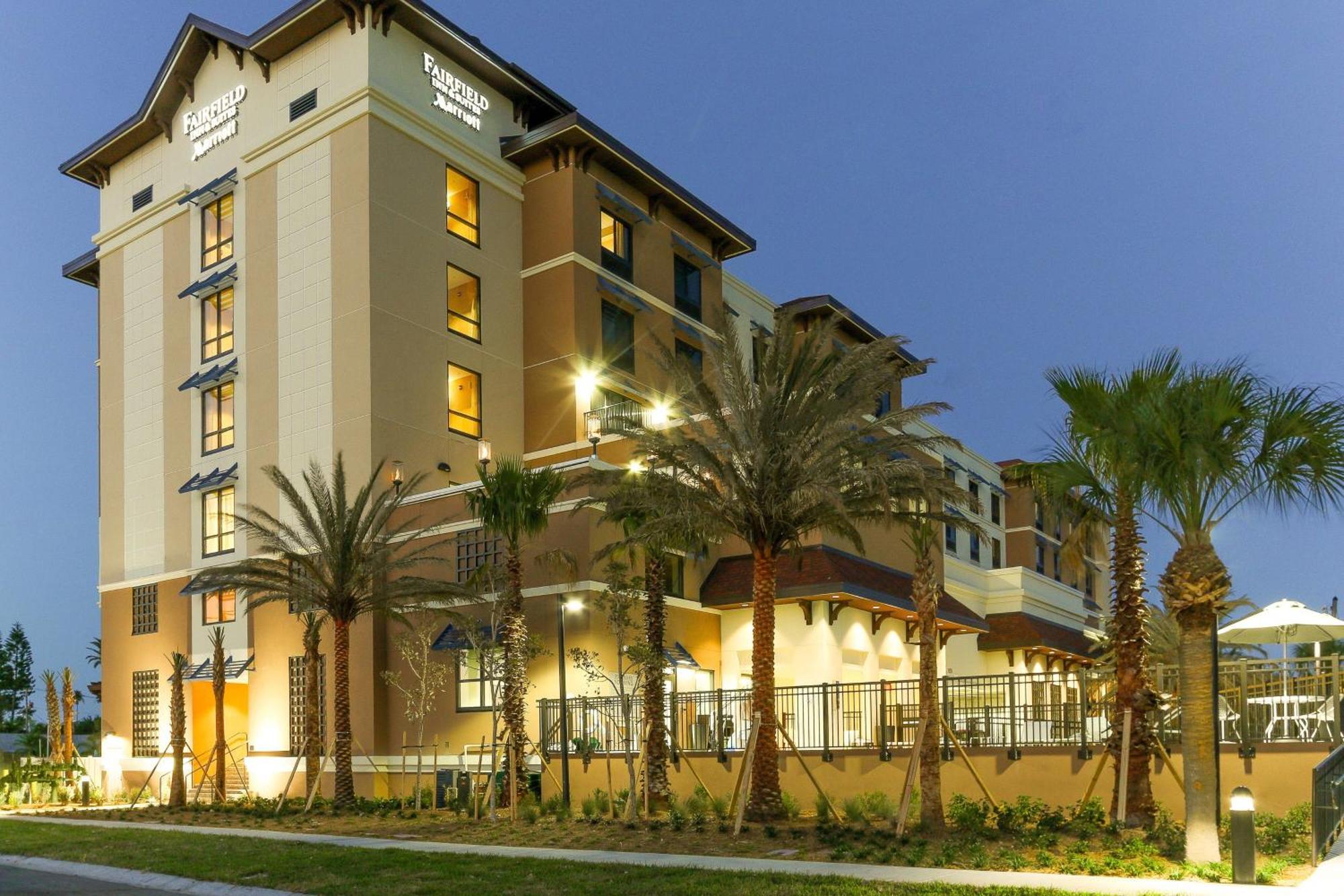 Fairfield Inn & Suites By Marriott Clearwater Beach Exterior foto